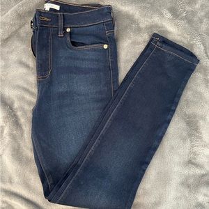 STS Blue jeans. Barely worn! Size 28